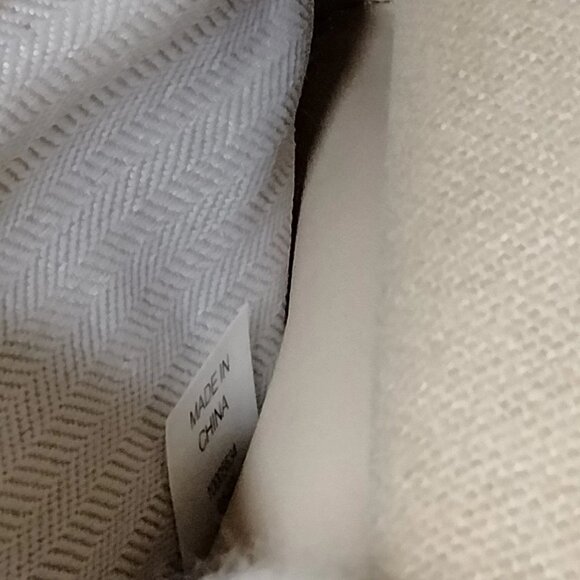 Authentic TORY BURCH Beige Leather Hand Bag mon364-111125 - Picture 16 of 16